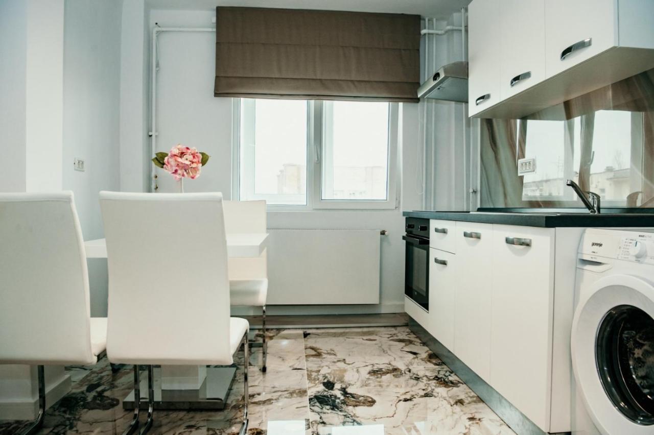 Apartament De Lux Ultramodern In Zona Centrala Temesvár Kültér fotó