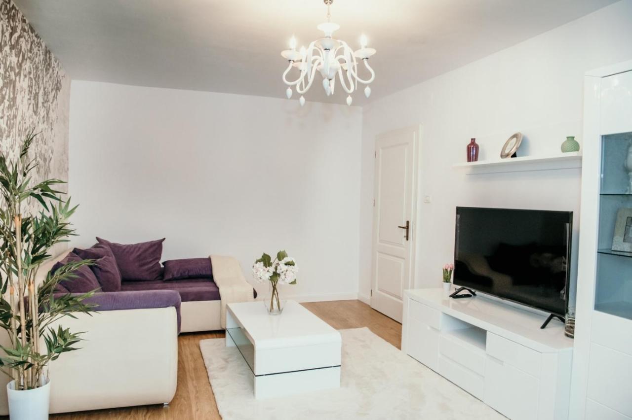 Apartament De Lux Ultramodern In Zona Centrala Temesvár Kültér fotó